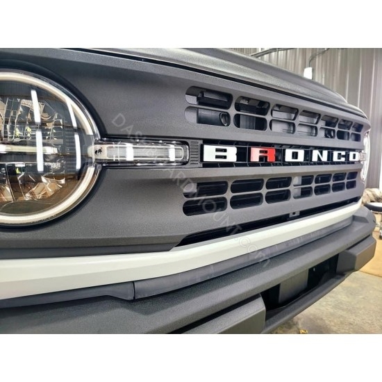 One Letter Overlay decal for 2021 2022 Ford Bronco grille