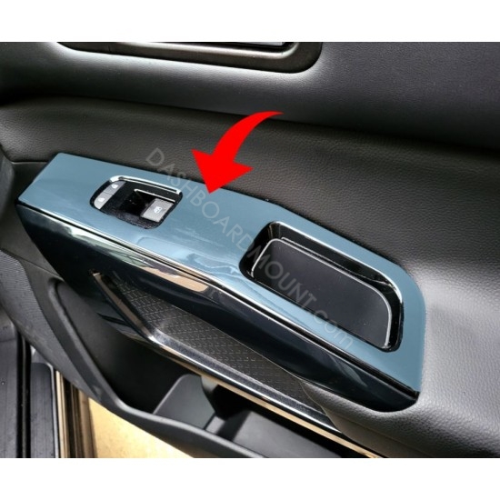 Antiscratch piano finish door handles for Nissan Pathfinder